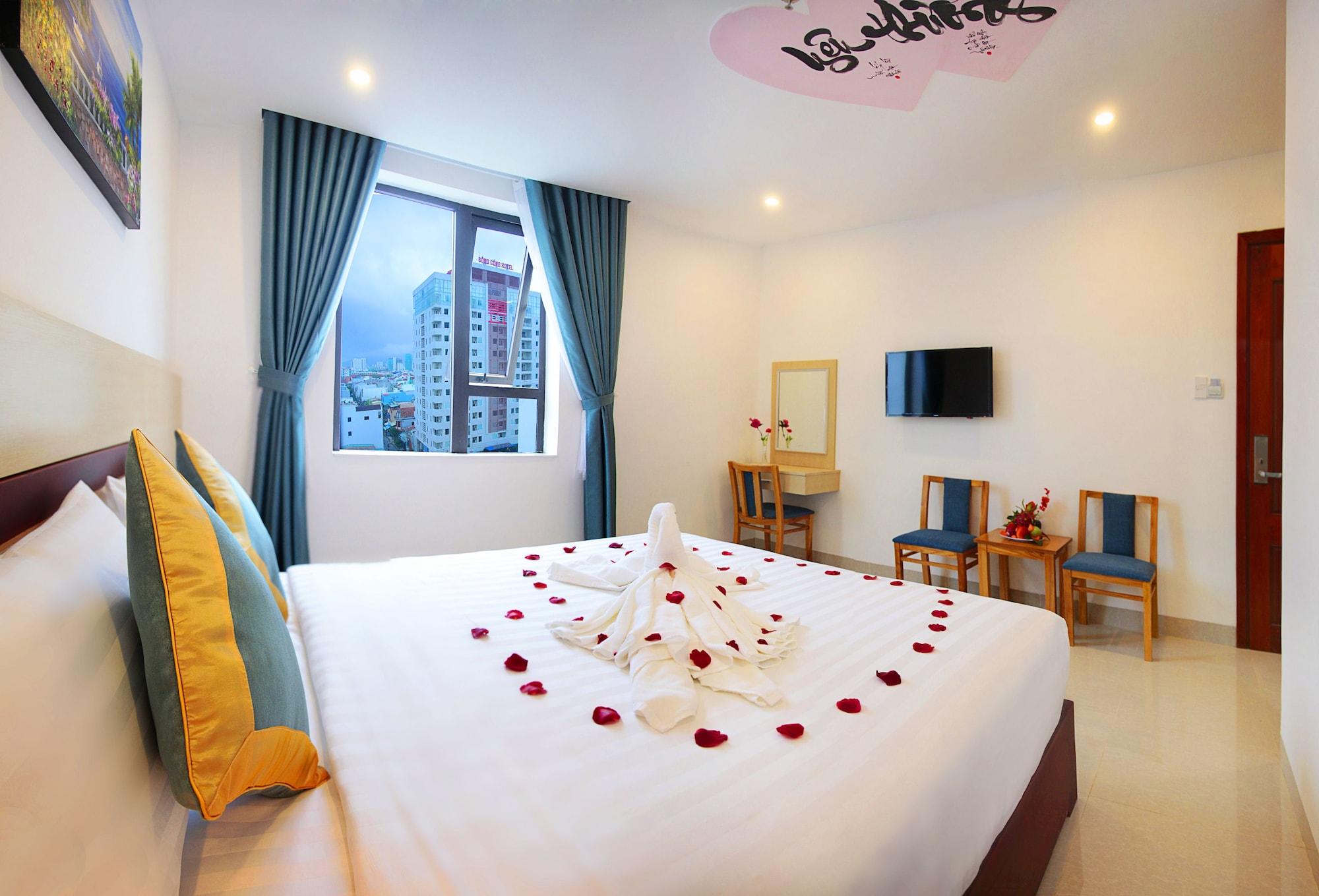 Maxhome Luxury Hotel Da Nang Exterior photo