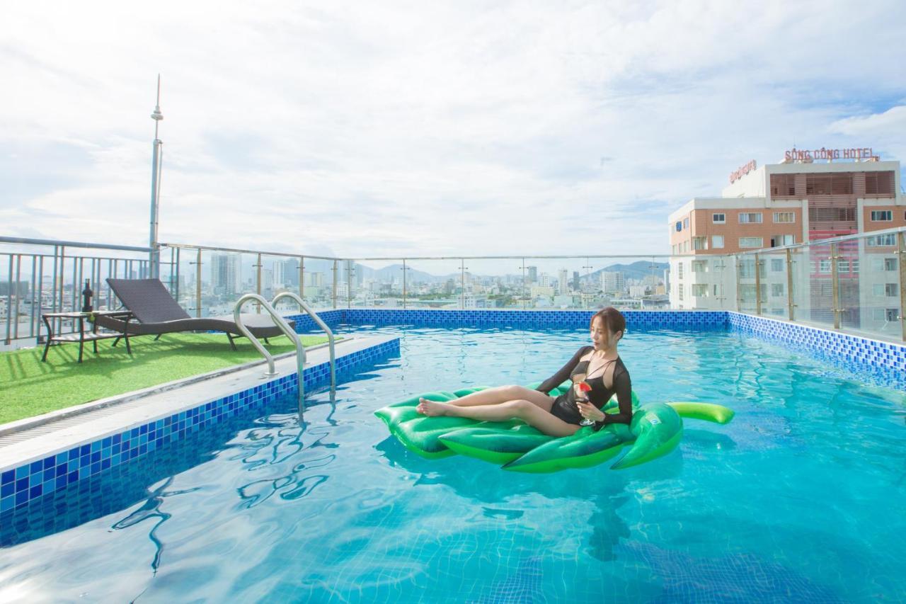 Maxhome Luxury Hotel Da Nang Exterior photo