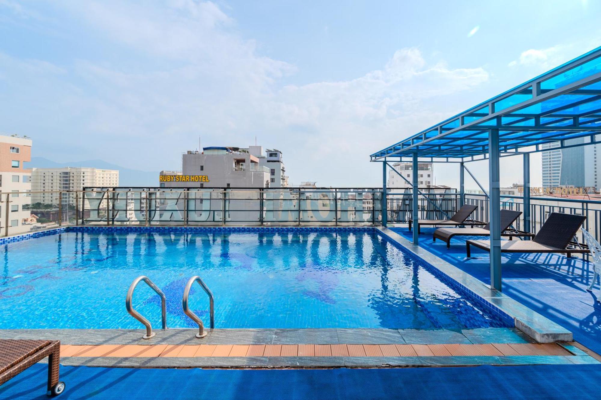 Maxhome Luxury Hotel Da Nang Exterior photo